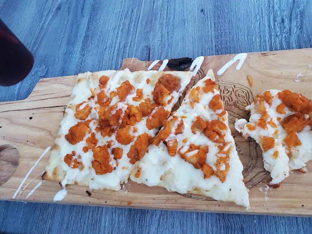 Buffalo Chicken Flat Bread